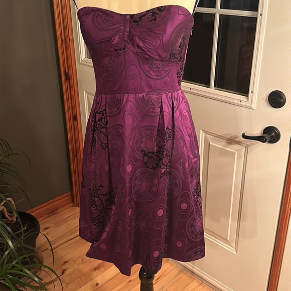 Guess Strapless Dress - Picture 1 of 11